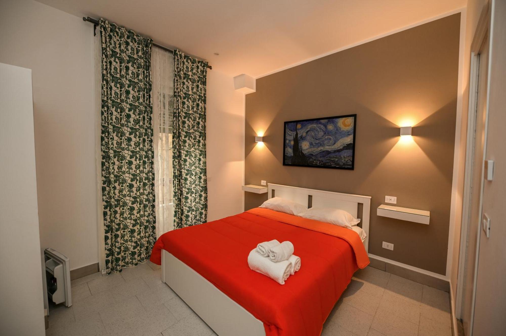 Living Salerno B&B Екстер'єр фото