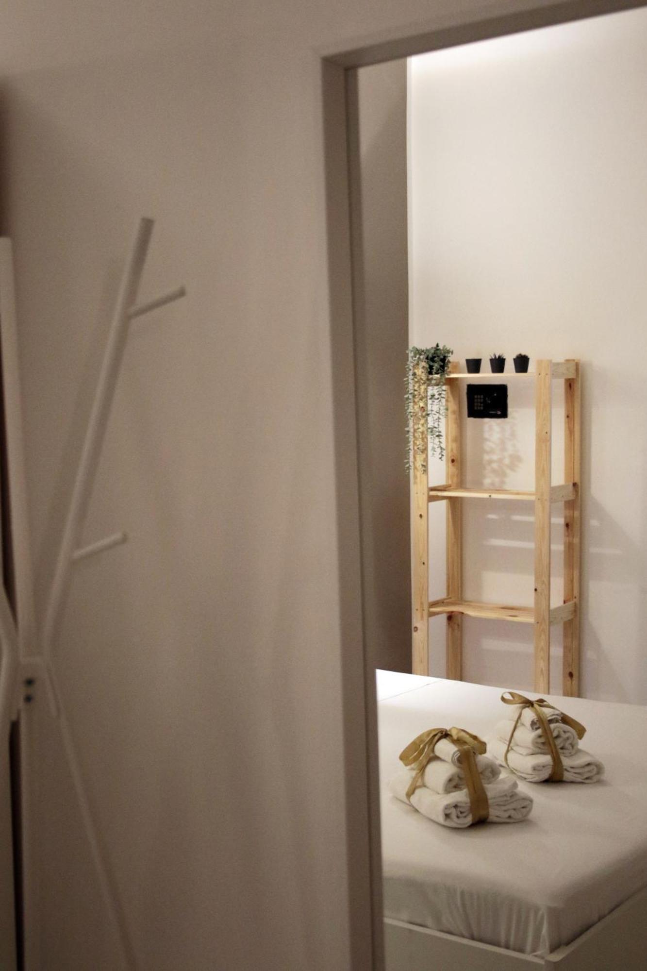Living Salerno B&B Екстер'єр фото